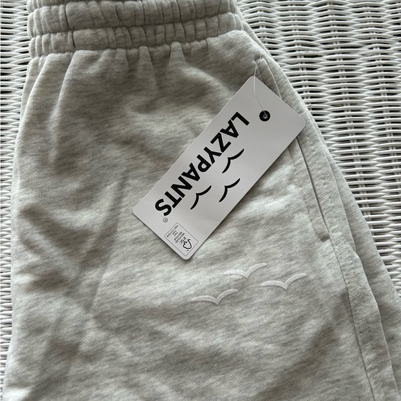 Lazy-pants Lazypants sweat shorts in XS - Picture 2 of 3